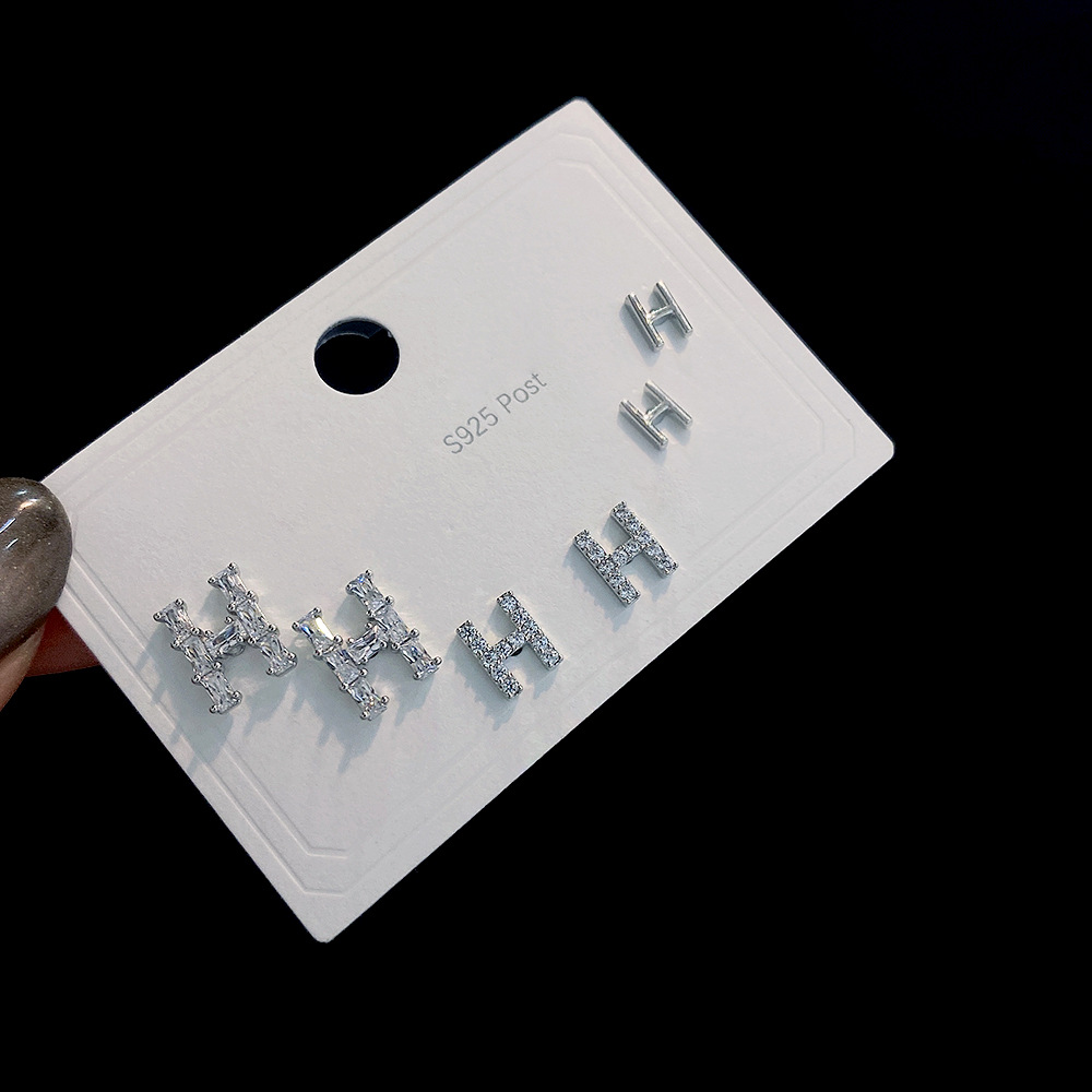 潮女个性套装白底实物图