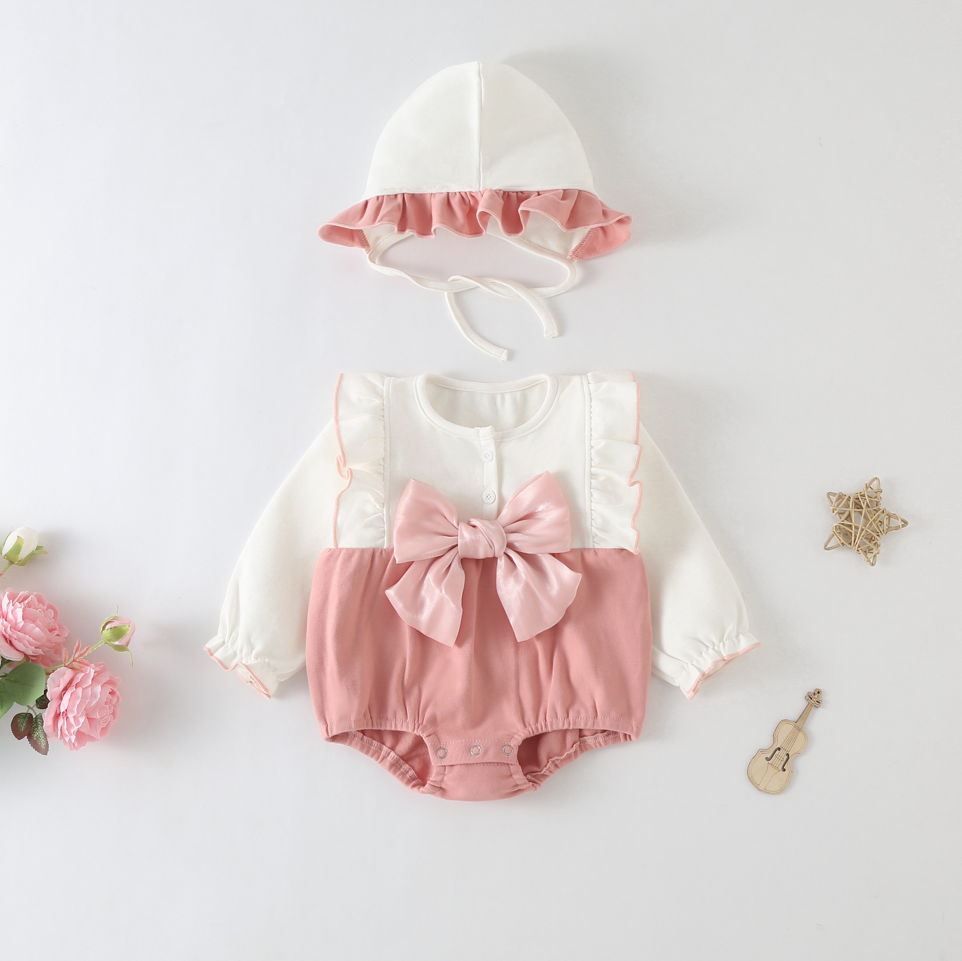 婴儿秋装衣服产品图