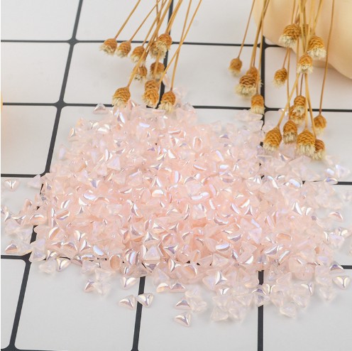 Wholesale of popular nail art accessories: Jelly mini ab color triangle resin flat bottom colorful irregular-shaped diamond nail art diamond Specification image
