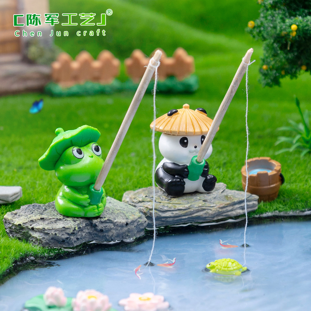 Creative fishing fish, frog, panda figurines, cute fish tank landscaping diy decorative accessories, micro-landscape small ornaments