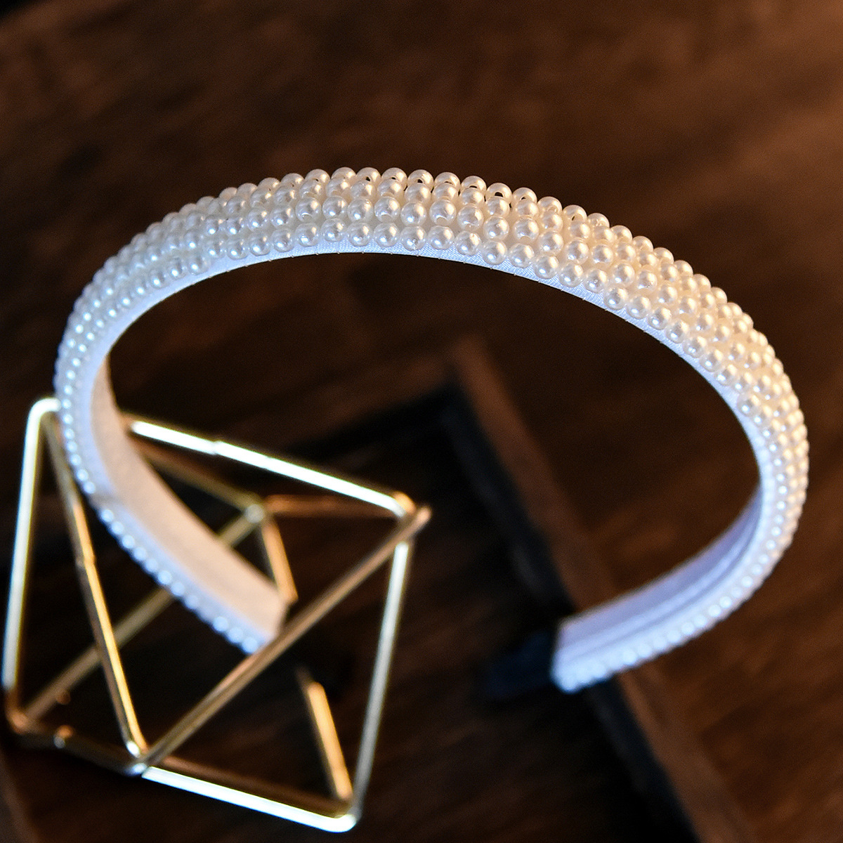 Mai Lang Fashion Bride Artificial pearl beaded headband Headwear, Japanese and Korean wedding wedding gauze dress, hair accessories Application Scenario