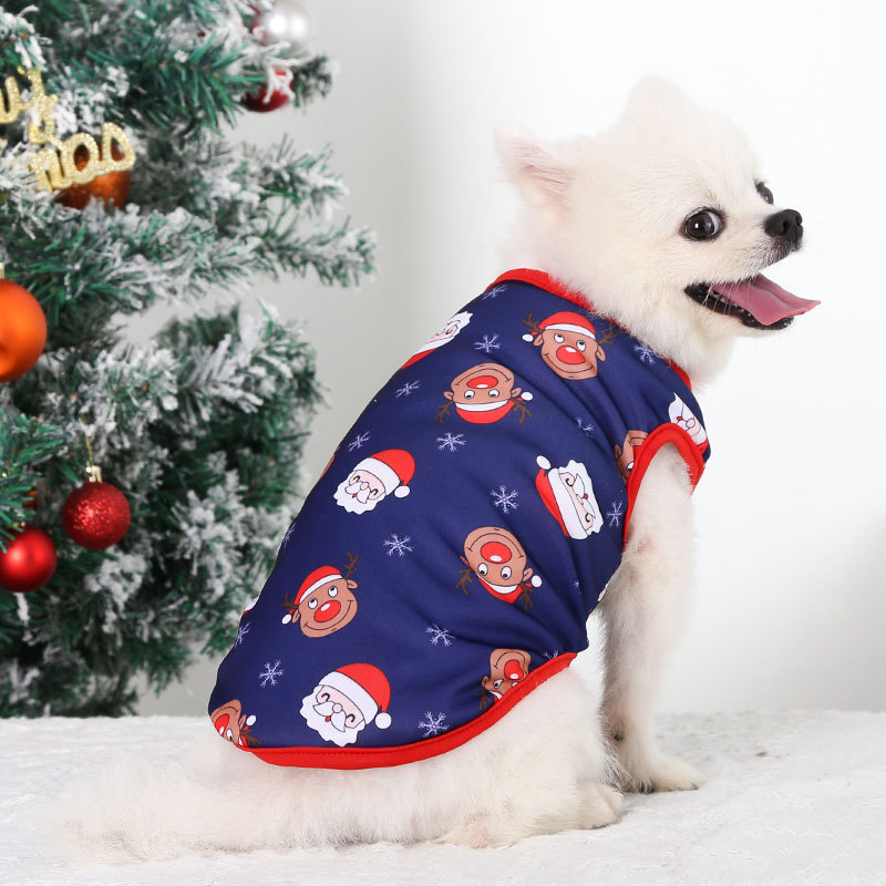 Pet dogs, cats, Christmas vests, clothes, small and medium-sized pet dogs, teddy bears, bichon frises, snowmen, elk supplies and decorations Application Scenario