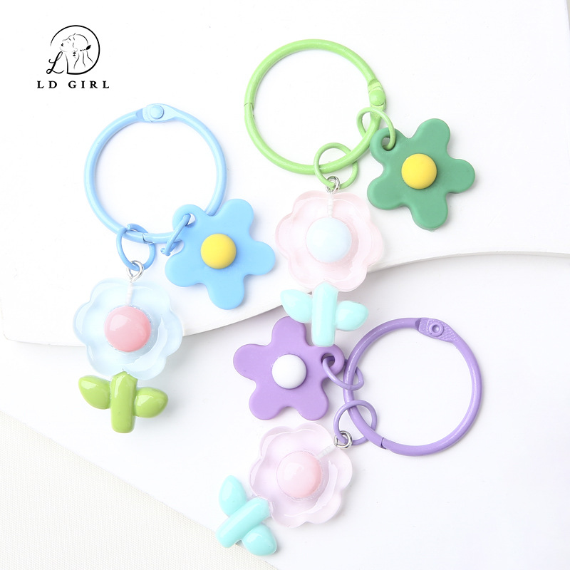 ins Colorful soft rubber resin flower keychain pendant diy Silicone small flower accessory keychain bag pendant details Picture