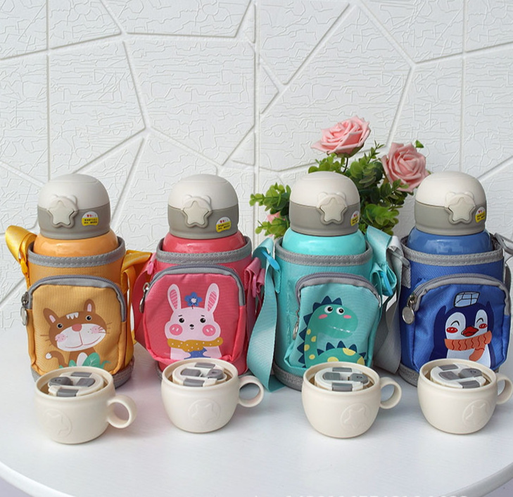 Stainless steel thermos with straw and double cover