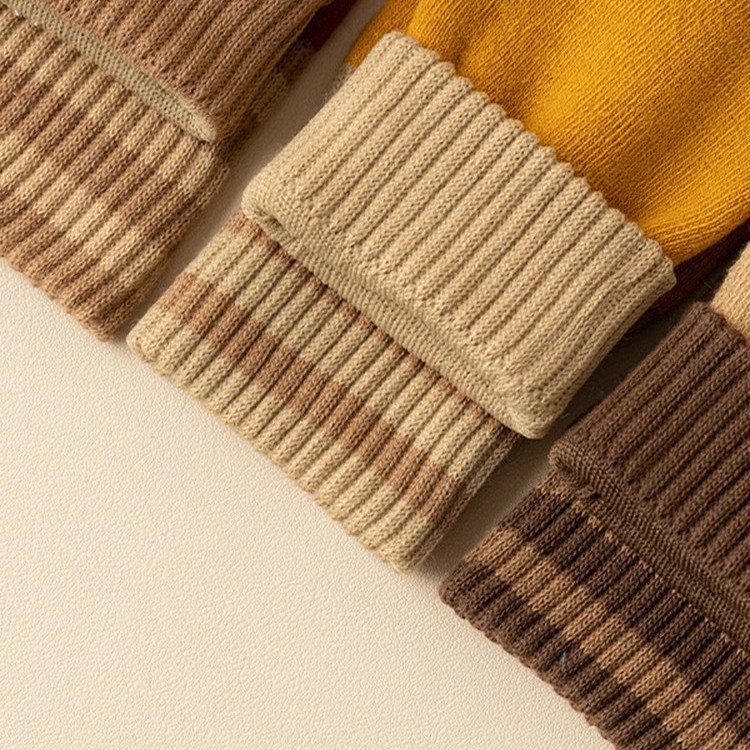 Calcetines stand de piso de una pieza de reemplazo de pelo calcetines de peluche de mujer de otoño e invierno medias de toalla más grueso calcetines de sueño caliente pies no congelados calcetines de piso ins una pieza de reemplazo de pelo Specification image