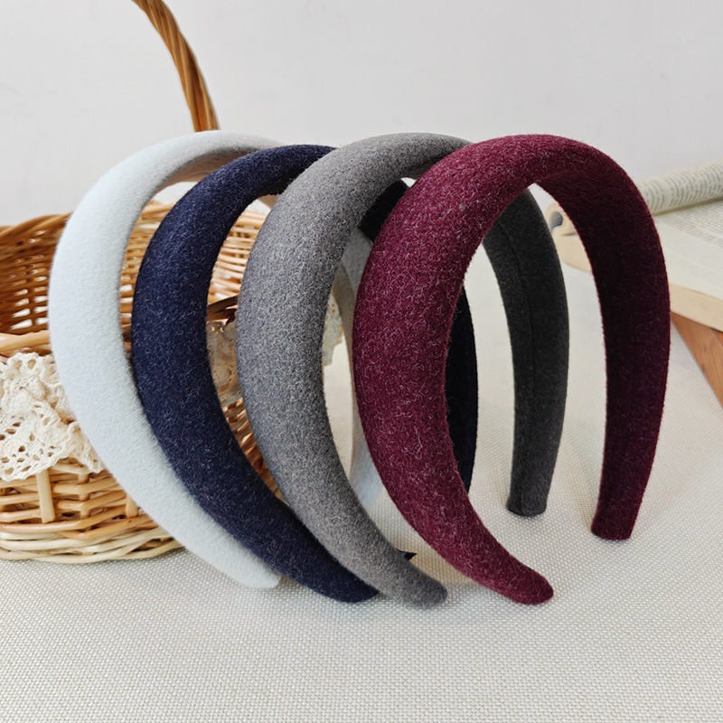 New autumn and winter woolen sponge hair band for women, solid color, versatile, pressure hair band, high top of the head, personalized and fashionable hair clip headwear details Picture