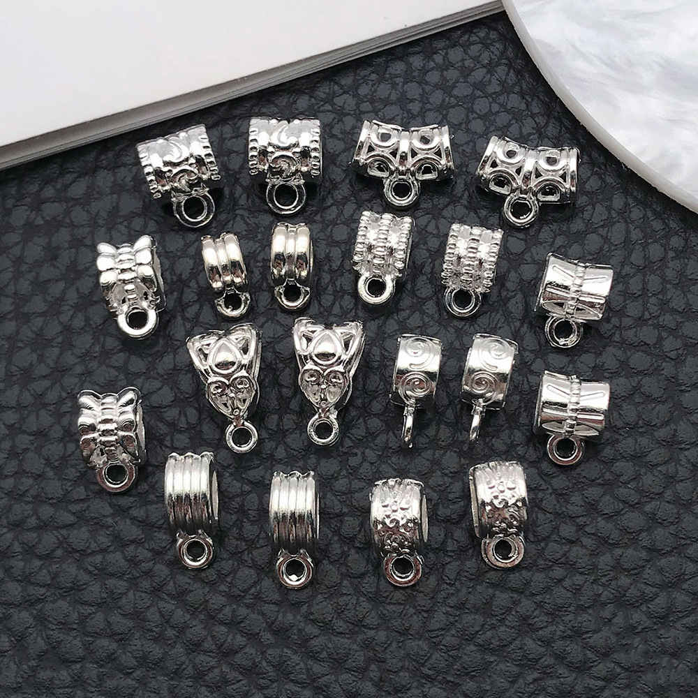 diy jewelry accessories: Alloy three-way hanging head, elbow pipe connection buckle, 4mm large hole beaded, cross-border best-selling necklace hanging hole Application Scenario