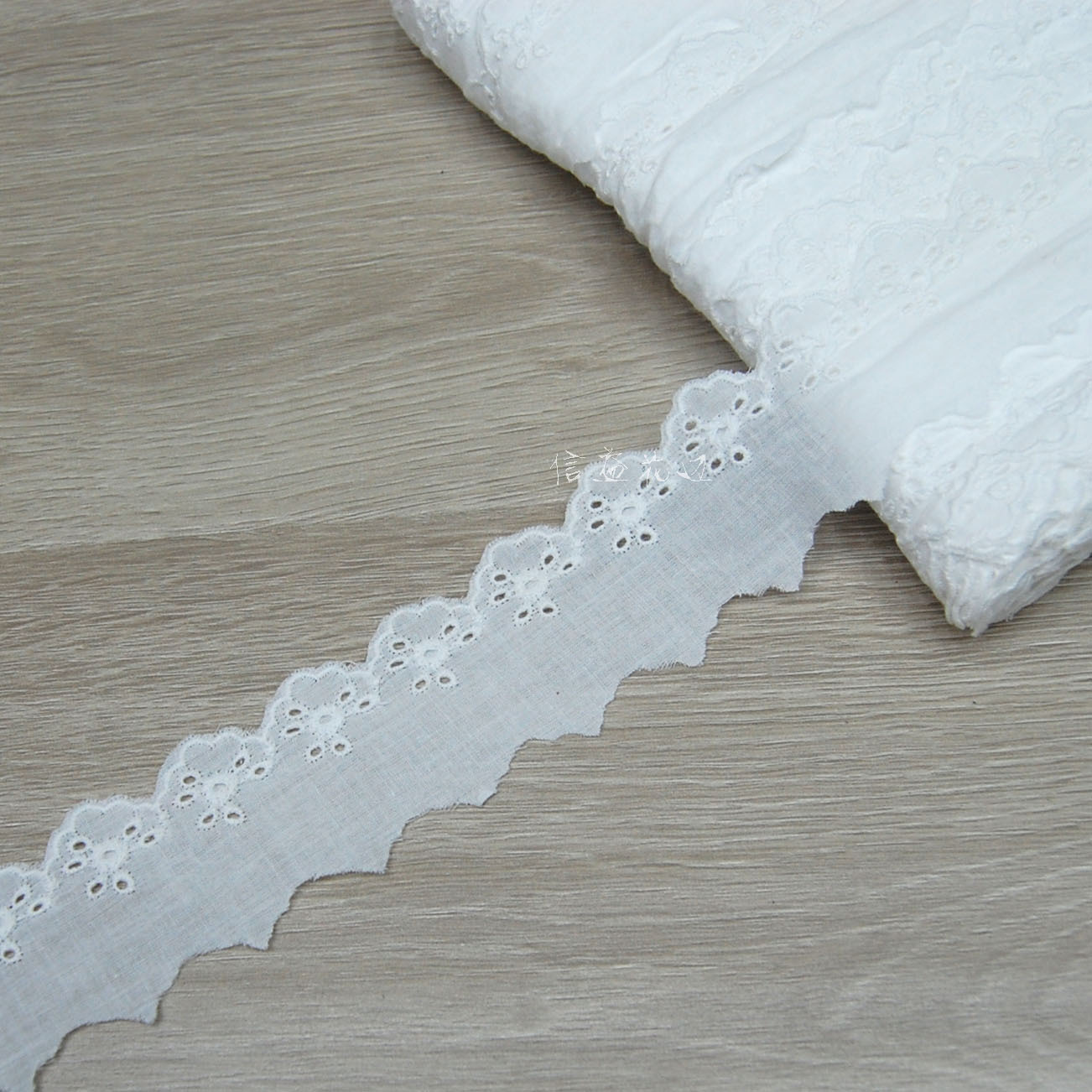 Hot-selling 3.0 cm pure cotton embroidered staircase home textile fabric/clothing/hair accessory lace trim Application Scenario