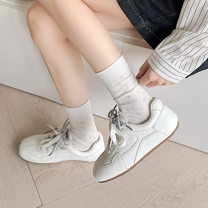 袜子地摊一件代发春夏薄款袜子女镂空四叶草潮流中筒女袜奶油白网眼无骨棉堆堆袜一件代发详情17