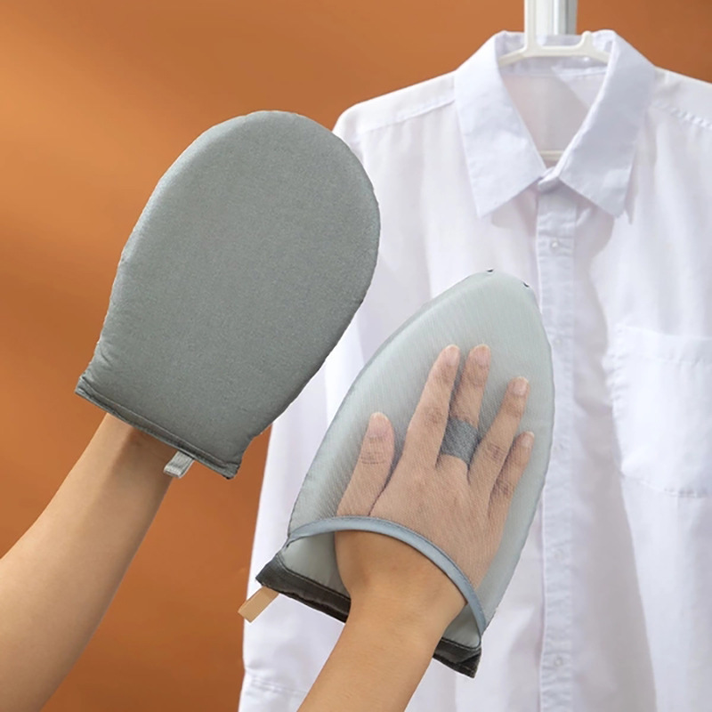 Factory direct sales of handheld mini ironing boards, ironing boards, household irons, hanging irons, and sponge ironing boards for ironing clothes Application Scenario