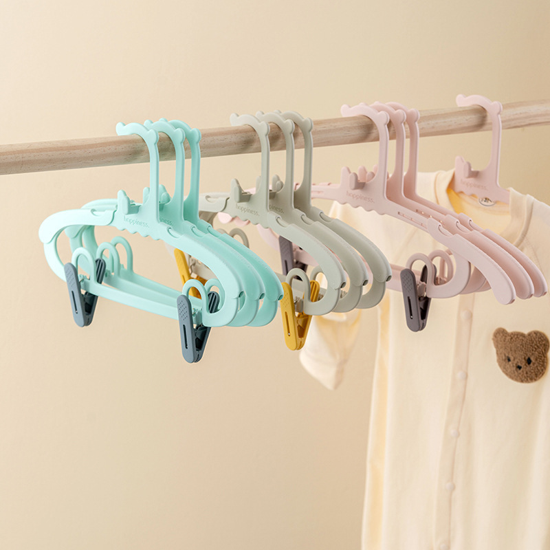 Retractable hanger Children's hanger baby clothes drying baby multi-function with pants clip small clothes support a hair