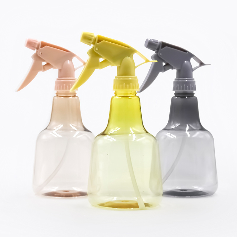 A manufacturer of transparent plastic sprayers, transparent bottles and jugs, and horticultural irrigation tools for self-sale