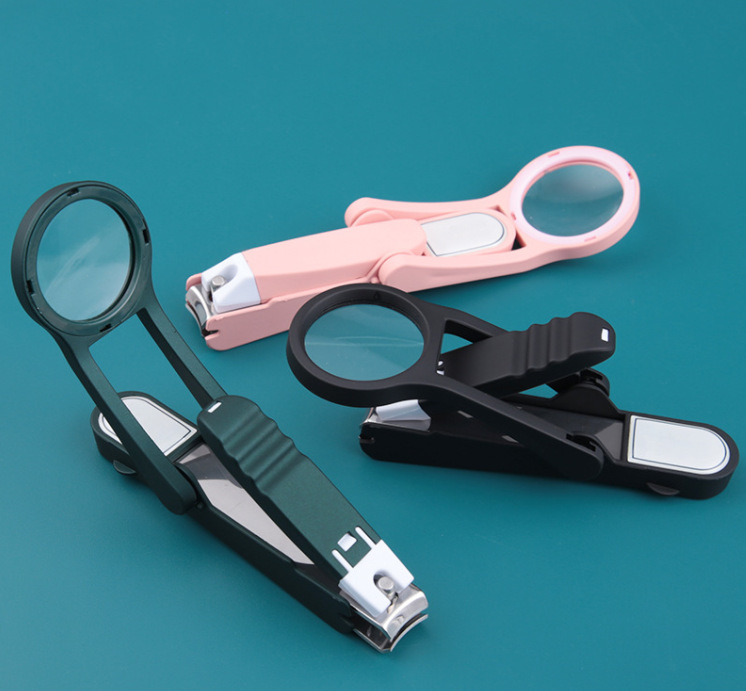 Multi-functional creative magnifying glass anti-splash nail clippers for the elderly