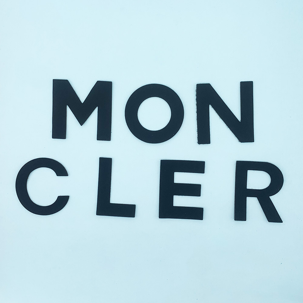 羽绒服英文字母皮革补丁贴 MON字母皮标 CLER皮牌 手缝皮革辅料