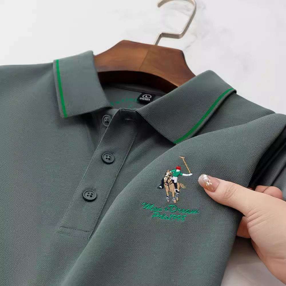 A new summer in-stock lapel embroidered breathable solid color short-sleeved casual daily middle-aged business polo shirt for men Application Scenario