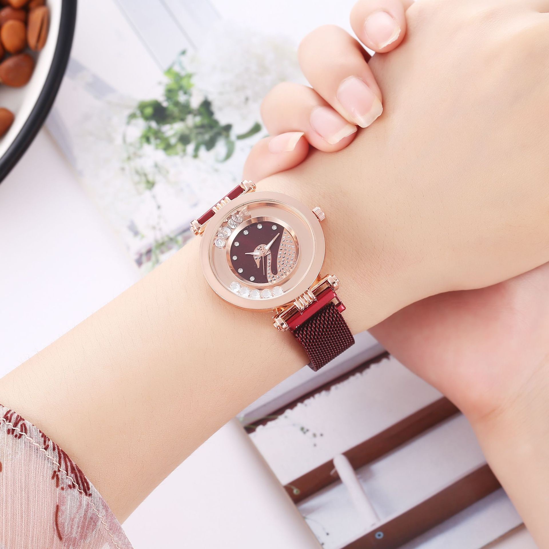 ويبث بيع الموضة على الهواء مباشرة ساعة السيدة كوارتينغ Specification image