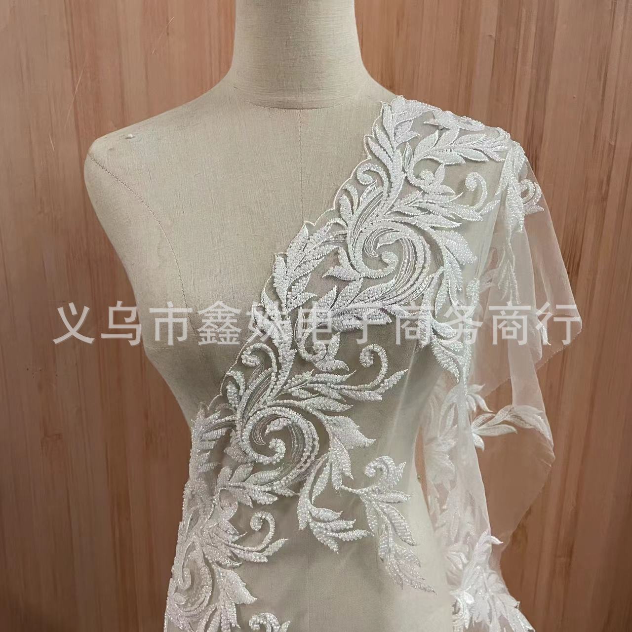 Colorful mesh lace, lace embroidery, strawberry Daisy color thread, clothing accessories, water-soluble lace accessories in stock