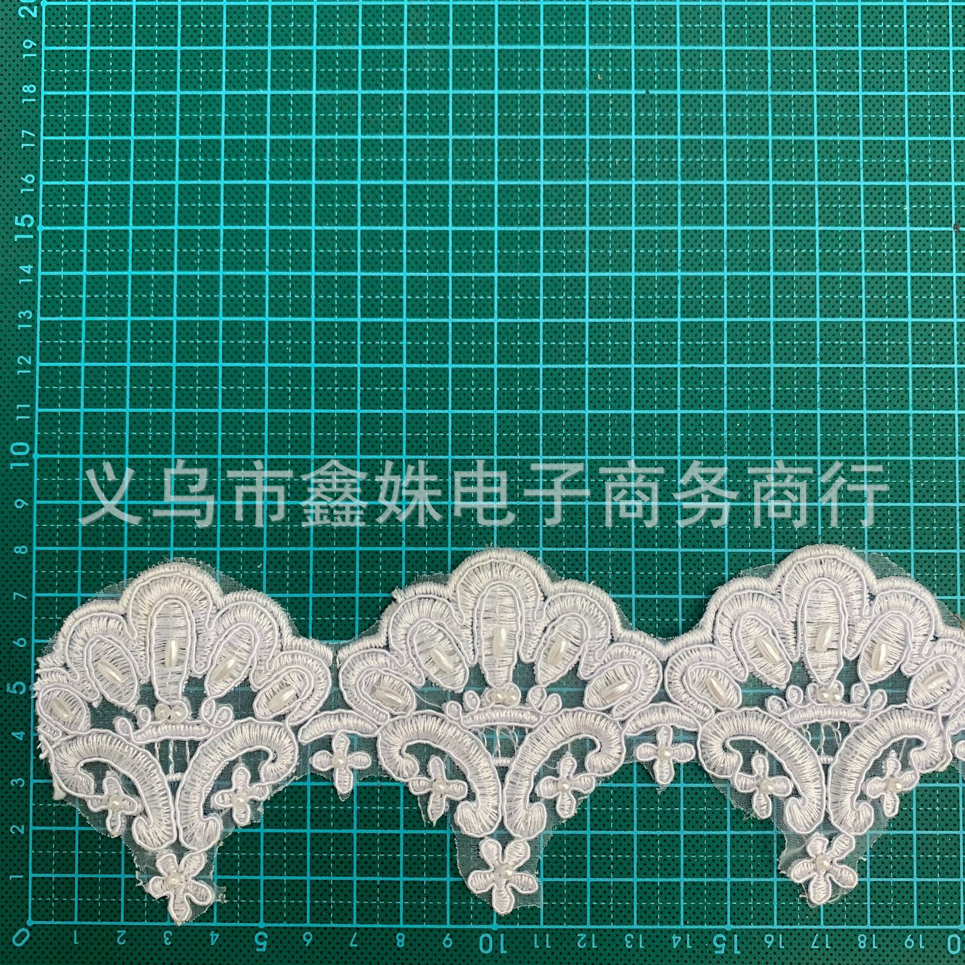 Light luxury and fashionable cheekbone pearl embroidered lace clothing with bow pendant beaded flower edge decoration and lace trim Specification image