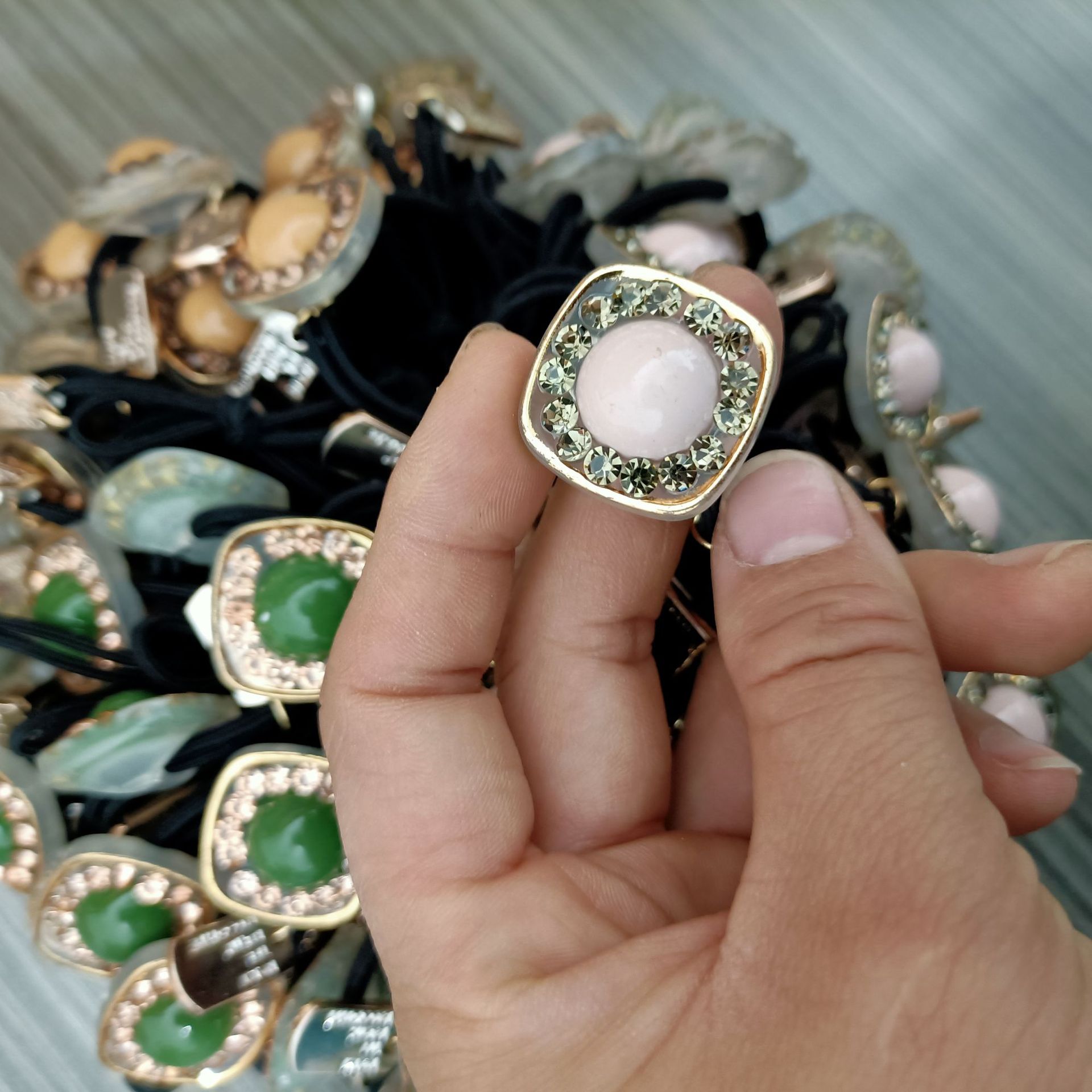 With diamond tag leather band double strand fashion Korean version head rope leather band inlaid with diamond leather band 1 yuan source jewelry batch Item Picture