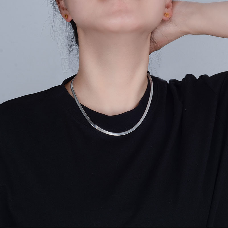 Blade Wide Snake Bone Chain Titanium Steel Thin Encrypted Snake Chain Simple Snake Bone Necklace Male Vegetarian Chain Advanced Collarbone Chain Personality details Picture