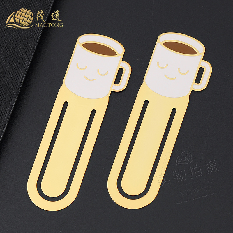 Customized metal hollowed-out bookmarks, creative cartoon book holders, cute bookmarks, custom-made cultural and creative gifts, brass lacquered bookmarks