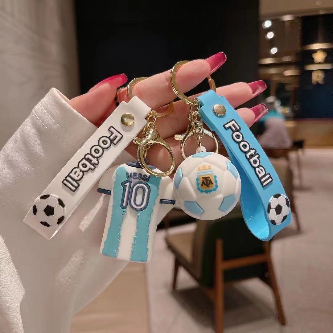 足球明星球迷白底实物图