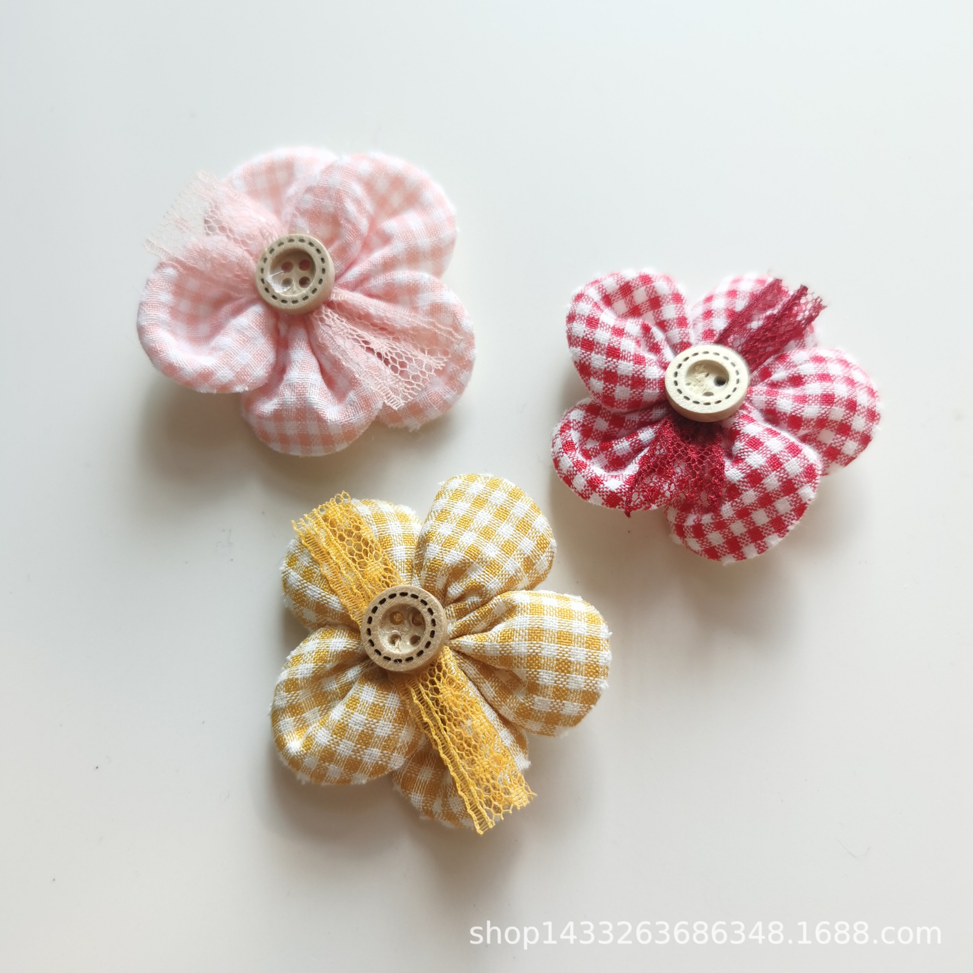 Checkered five-petal flowers with interlocking fabric flowers, handmade children's hair clips and hair strings, DIY headwear and hair accessory materials Specification image