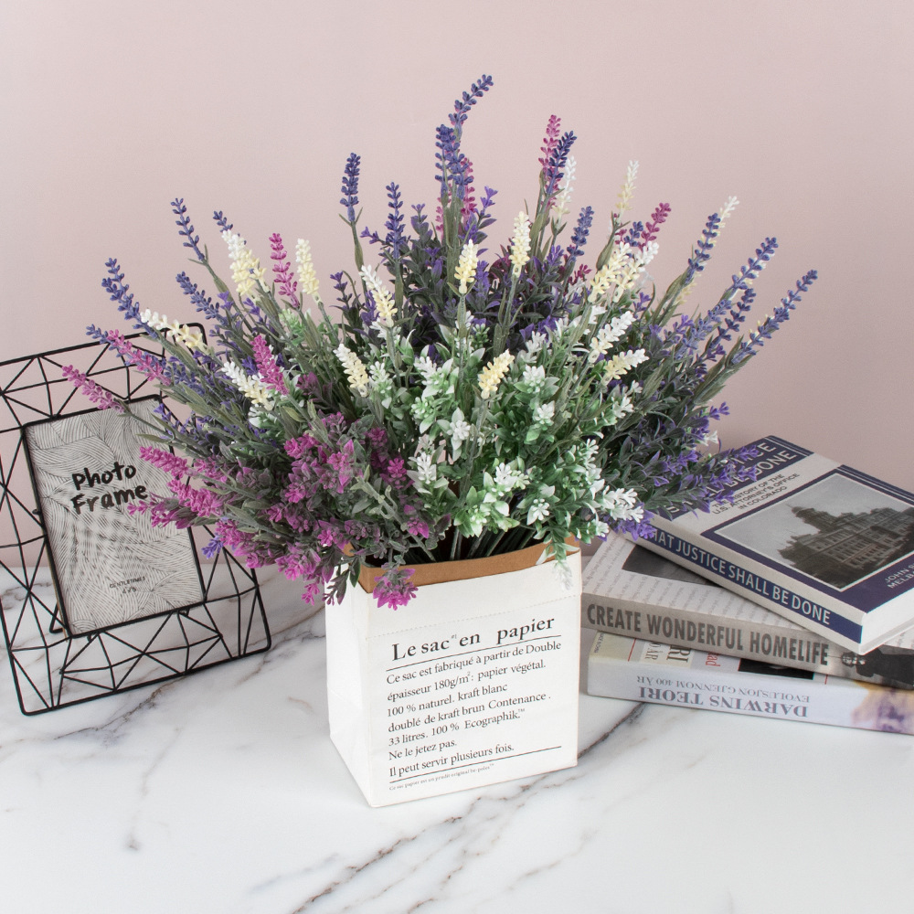 In-stock winter lavender combination floral soft furnishings, plant fluff materials, large vanilla artificial green plants, home artificial flower bouquets Application Scenario