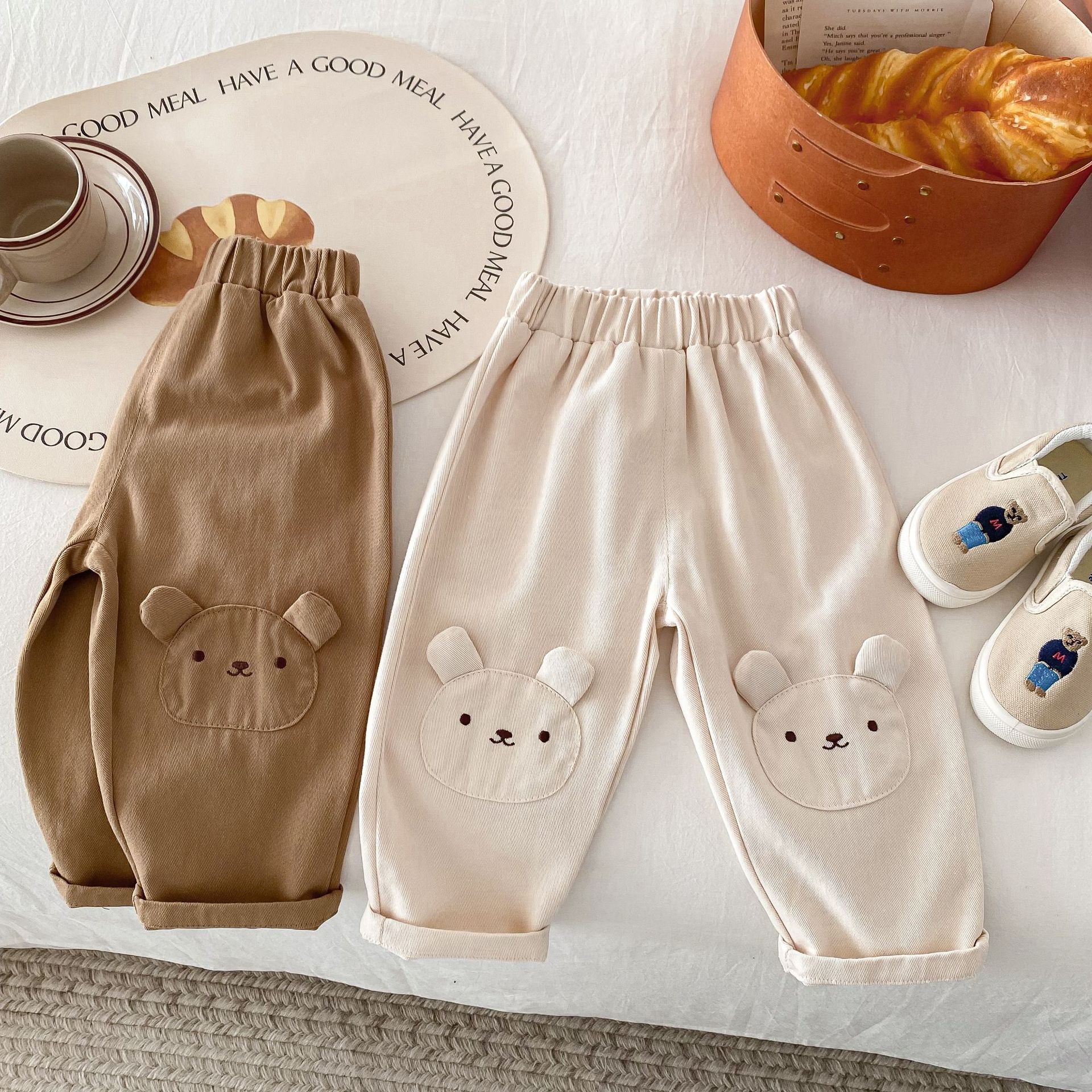 Children's little bear casual pants, 0-5 years old spring boys' three-dimensional cute long pants, girls' super cute solid color pants AK162 Item Picture