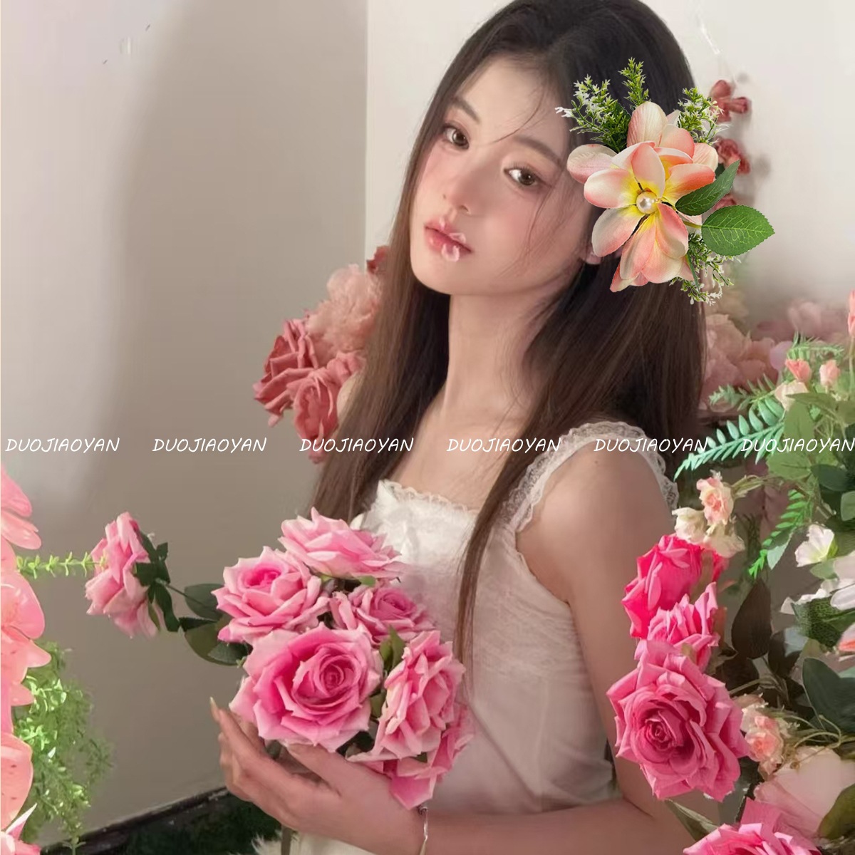 Spring and summer new faux flower hair comb, dance performance accessory, travel photo head comb, beach vacation hair accessory for women Specification drawing