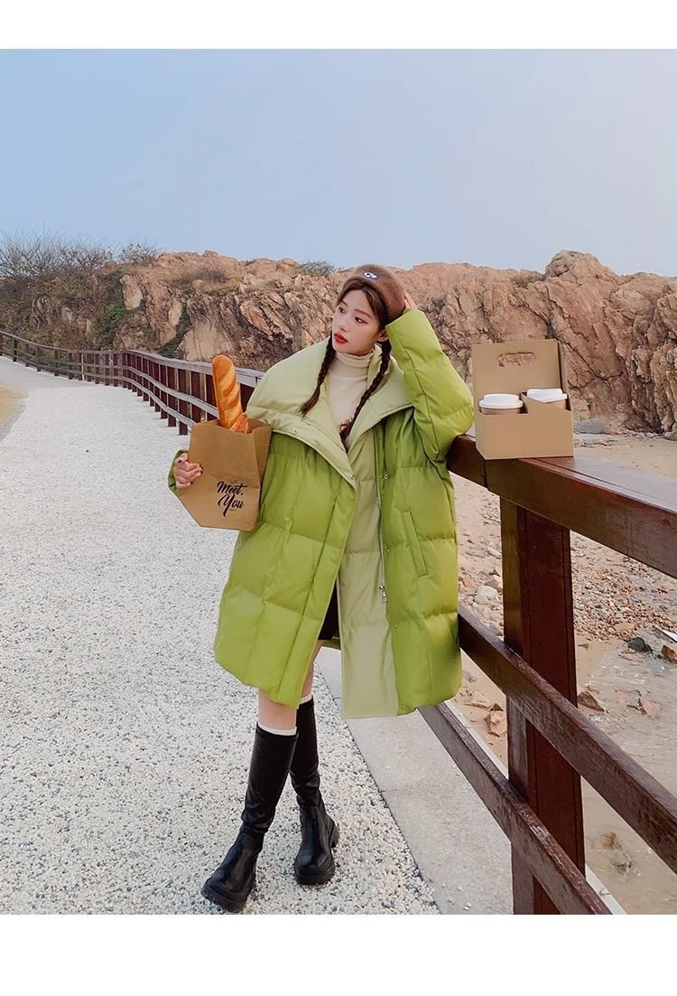 Aguacate verde pato blanco abajo PU piel abajo chaqueta para mujeres estilo mediano largo diseño de nicho sentido influencers estilo explosivo abrigo sin lavado pic 12