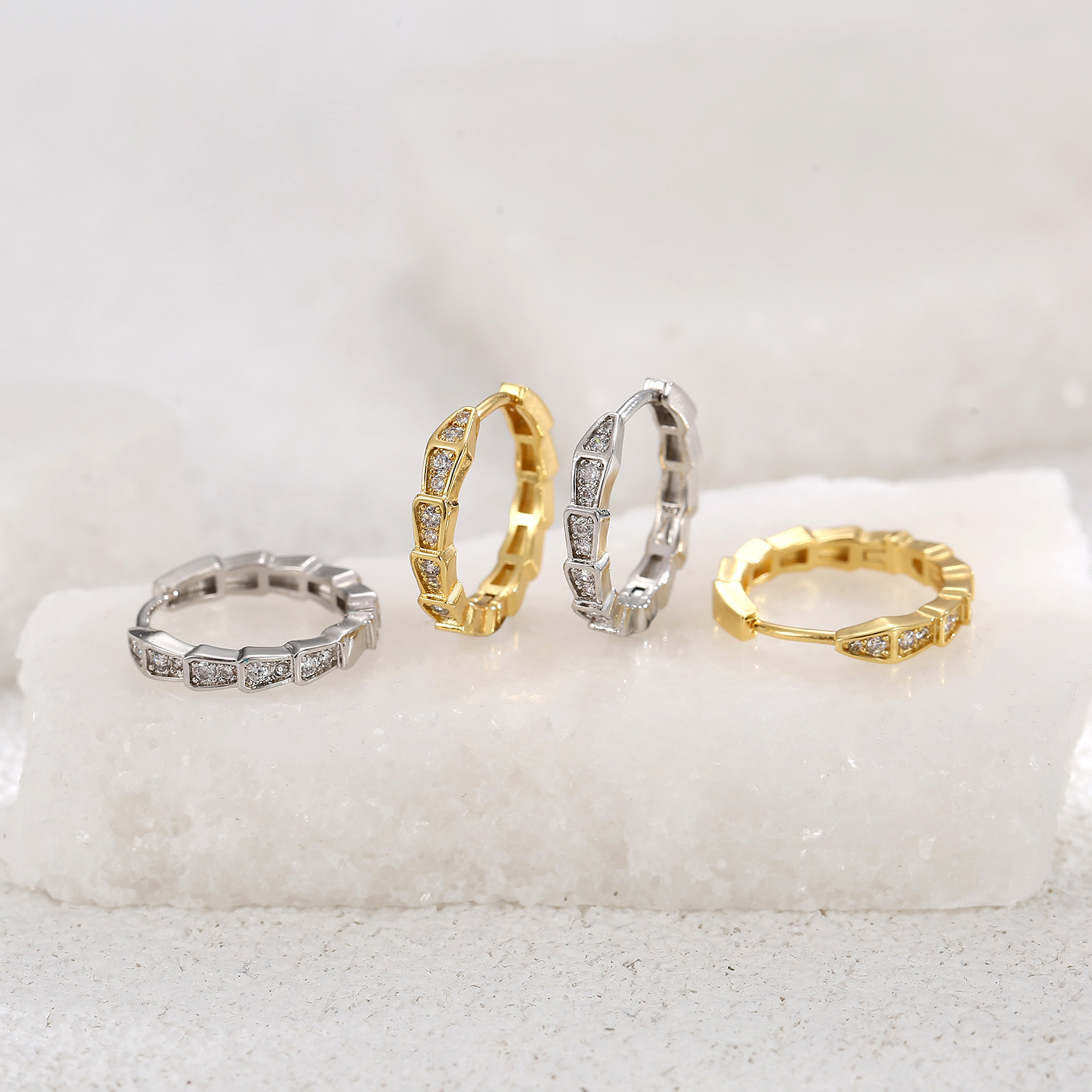 锆石蛇形耳扣冷淡风耳饰高级感休闲风饰品小众批发跨境爆款