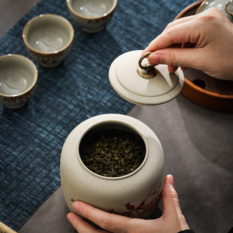 茶叶罐实物图