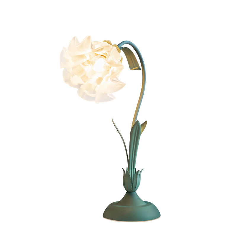 Table lamp with lily of the valley flowers, French country atmosphere lamp, creative Instagram girl pink birthday gift, bedroom bedside lamp Item Picture