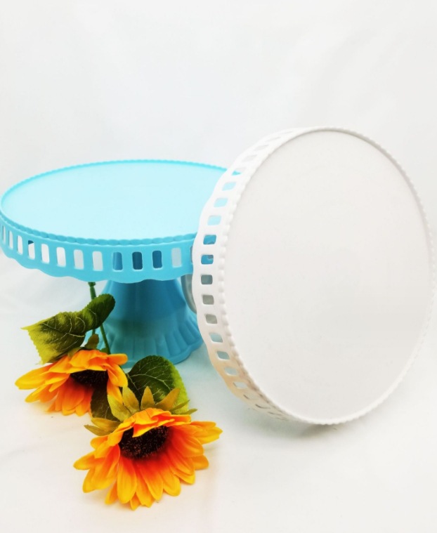 Display racks, factory pastries, candies, plates, front desk birthday display stands, cold dishes, multi-layer cakes Item Picture