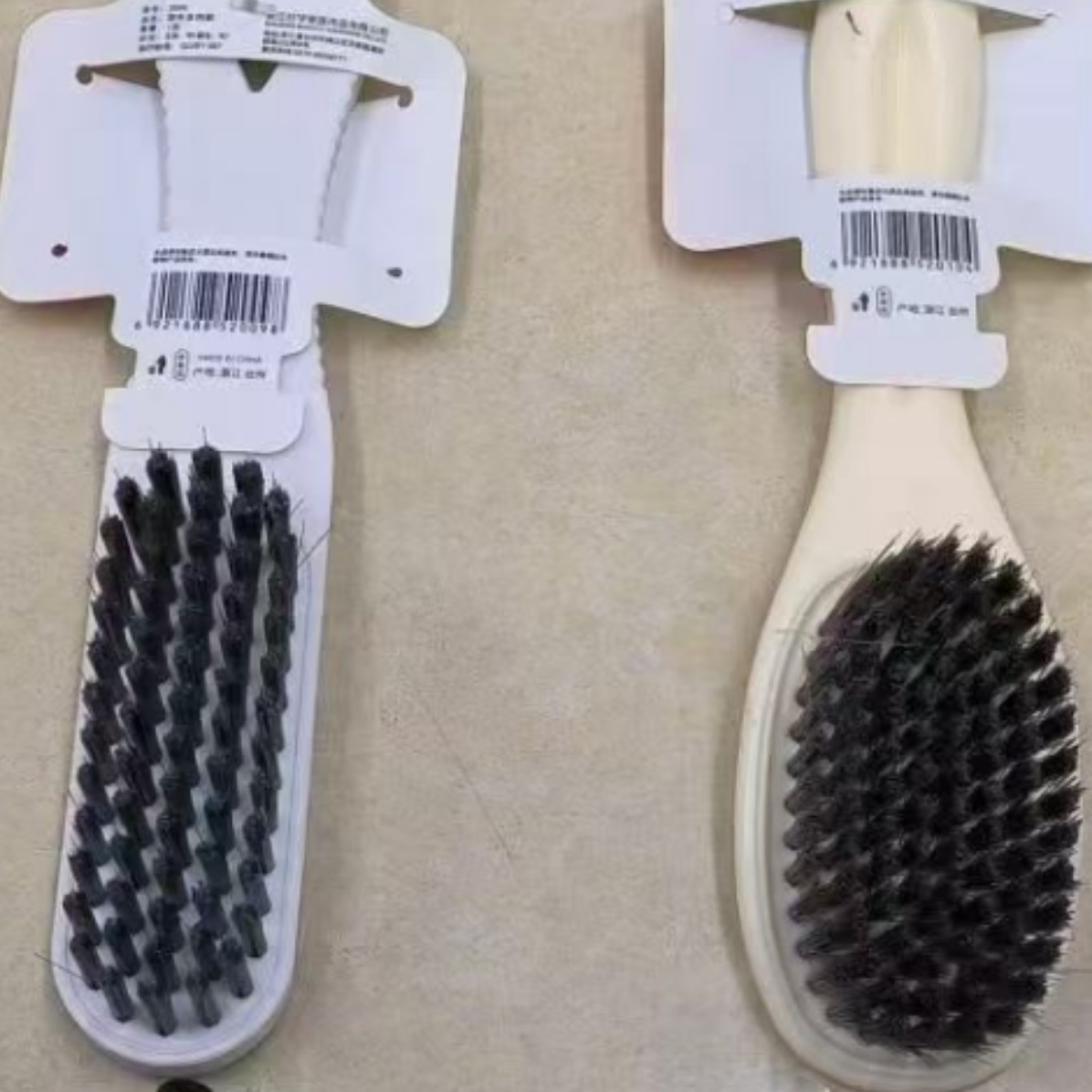 Wholesale shoe brushes for household use that do not damage shoes, household shoe brushes, shoe washing special laundry brushes, multi-functional long-handled cleaning boards Application Scenario