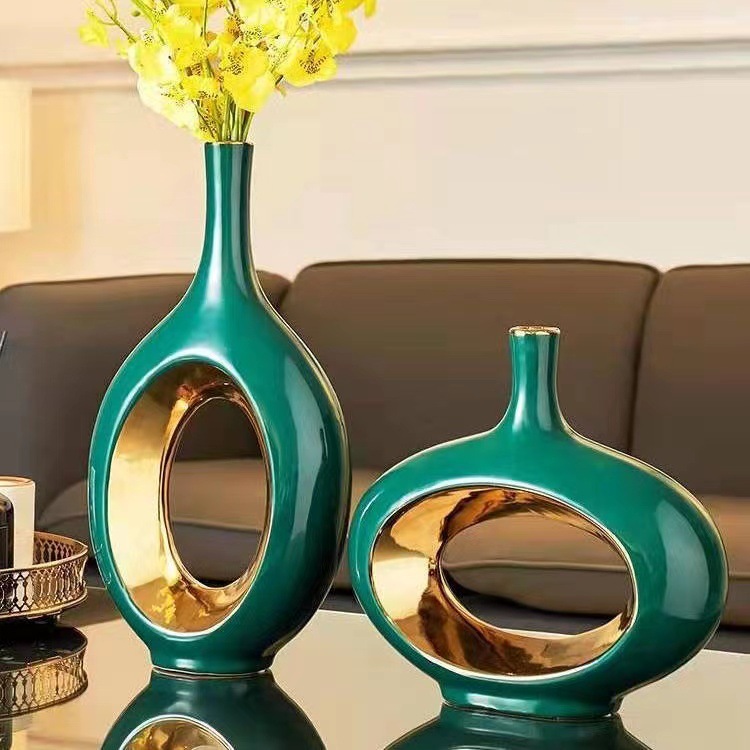 Creative light luxury vase European living room wine cabinet entrance TV cabinet Modern Nordic home decoration ceramic vase full figure