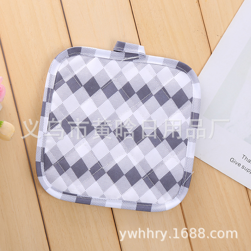 【LOVELY HOME】【 Hold Jia 】 Rhomboid print placemat Coaster Microwave-proof heat-proof oven Kitchen table heat-proof mat Item Picture