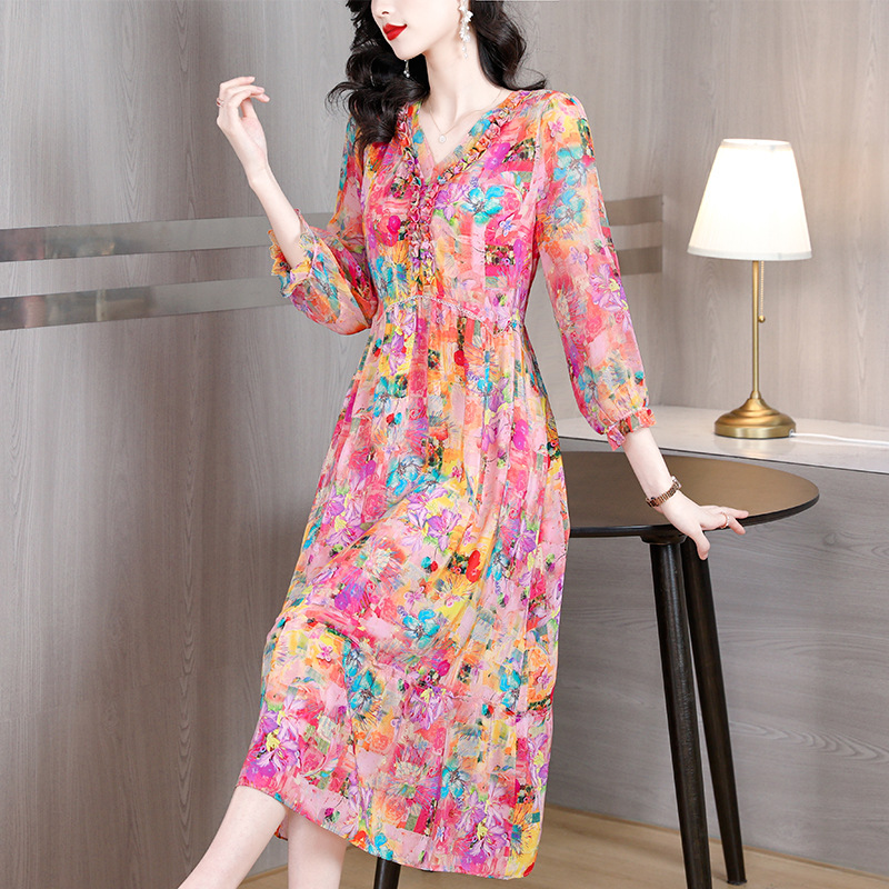 High Quality Plus Size Age Reduction Middle-Aged Female Mother Foreign Style Silk Dress Fashion Temperament Slim Mulberry Silk Skirt Summer Application Scenario