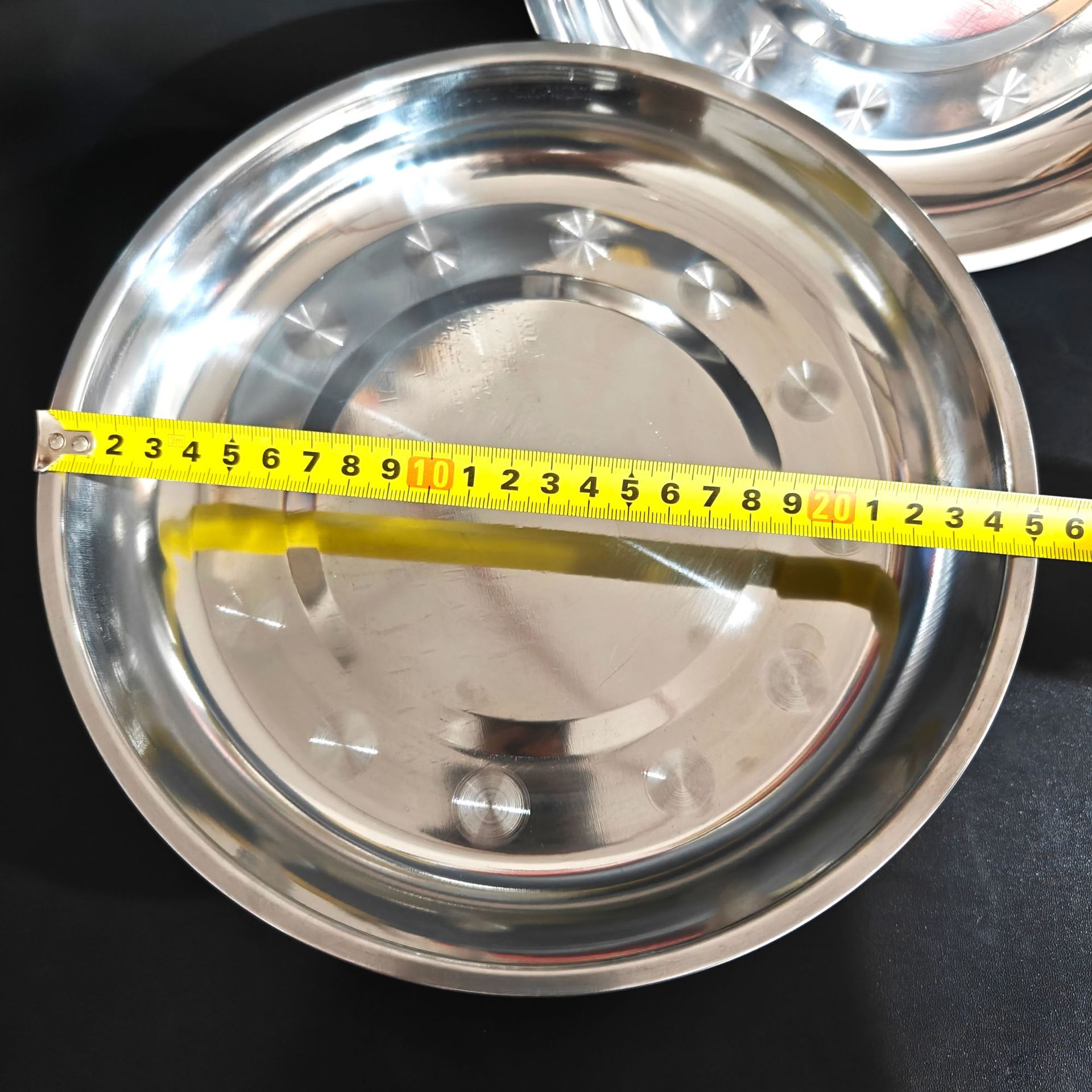 【 Zone 2-12 】26 round plates 10/ pack 300/ box 26 round Plates thickened, canteen and restaurant plates, fruit plates, barbecue plates, round trays, household 2 yuan wholesale supply Item Picture