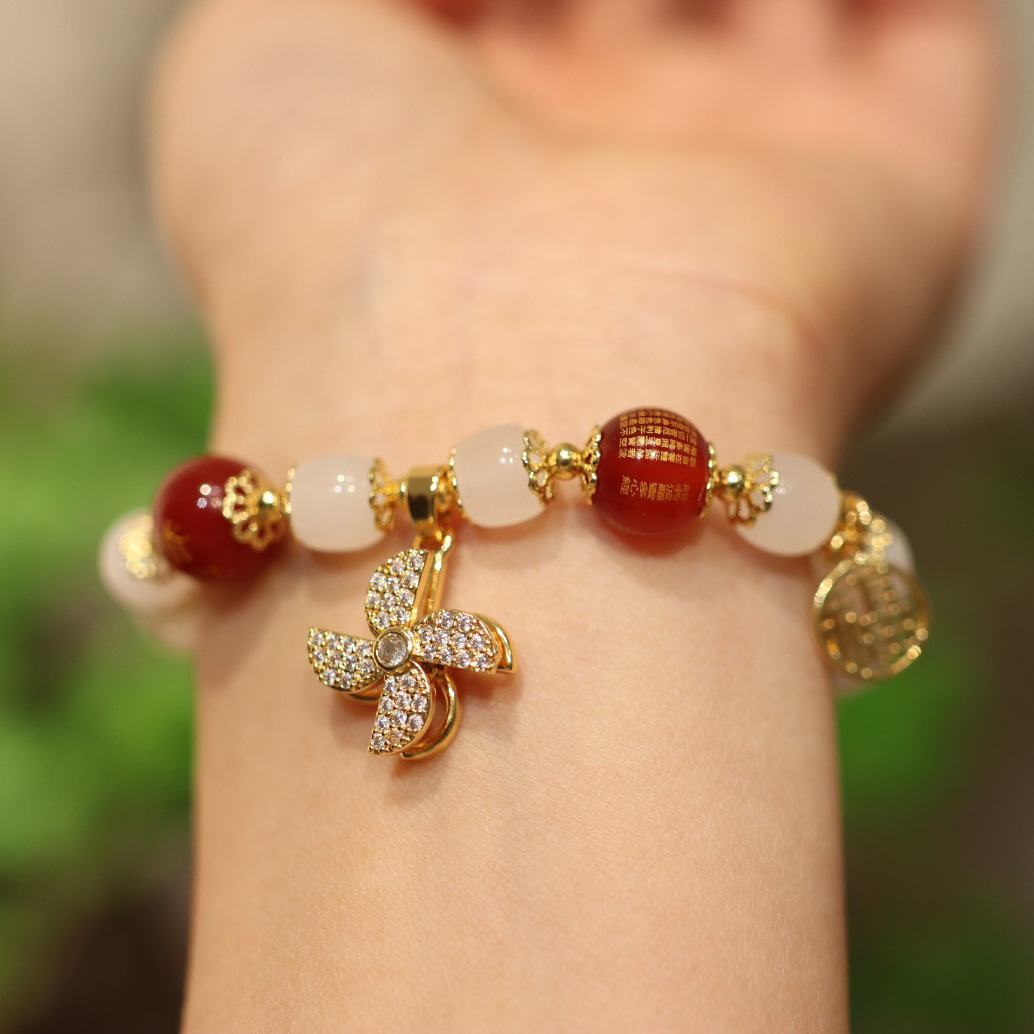 Wholesale of natural red agate cat's eye safety lock bracelets, Chinese-style delicate jewelry for women Application Scenario