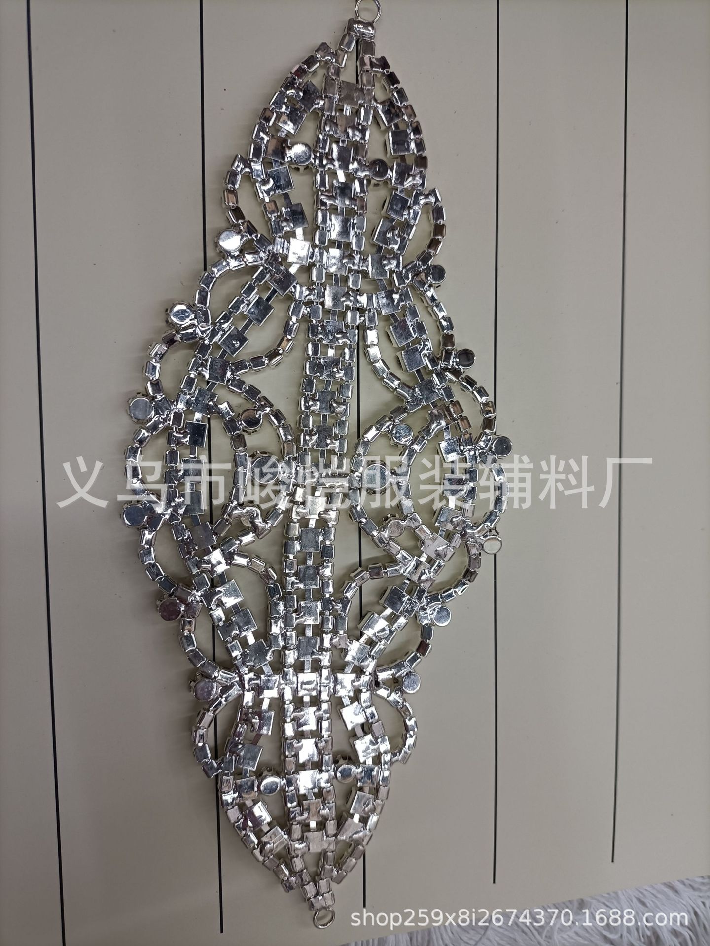 New hand-sewn diamond jewelry accessories, wedding dress accessories, belt decorations, DIY handcrafted materials, rhinestone decals Specification image
