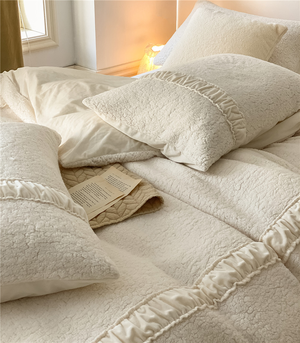 Simple Ins Wind Baby Skin Fleece Bed Four-Piece Winter Thickened Korean Fleece Double Sided Fleece Fairy Bed Sheet Set details Picture
