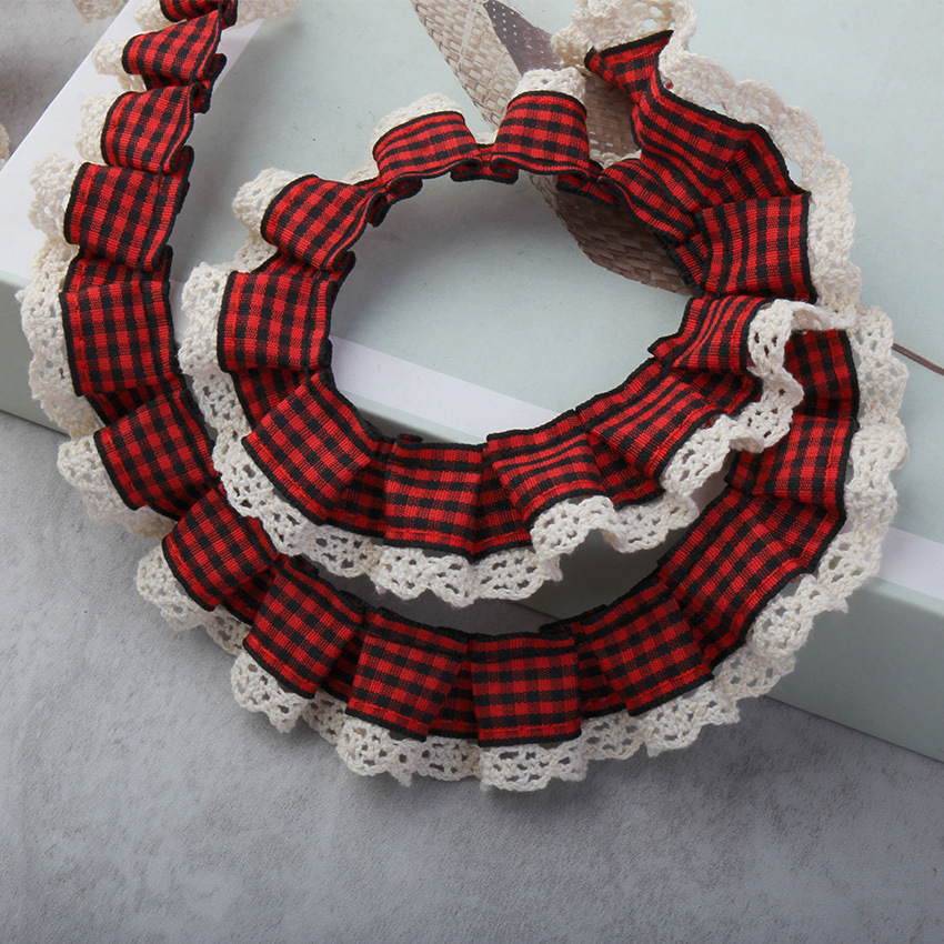 In stock: 2.5cm checkered cotton lace pleated toys, clothing accessories, pet skirt hem accessories, discounted lace Application Scenario