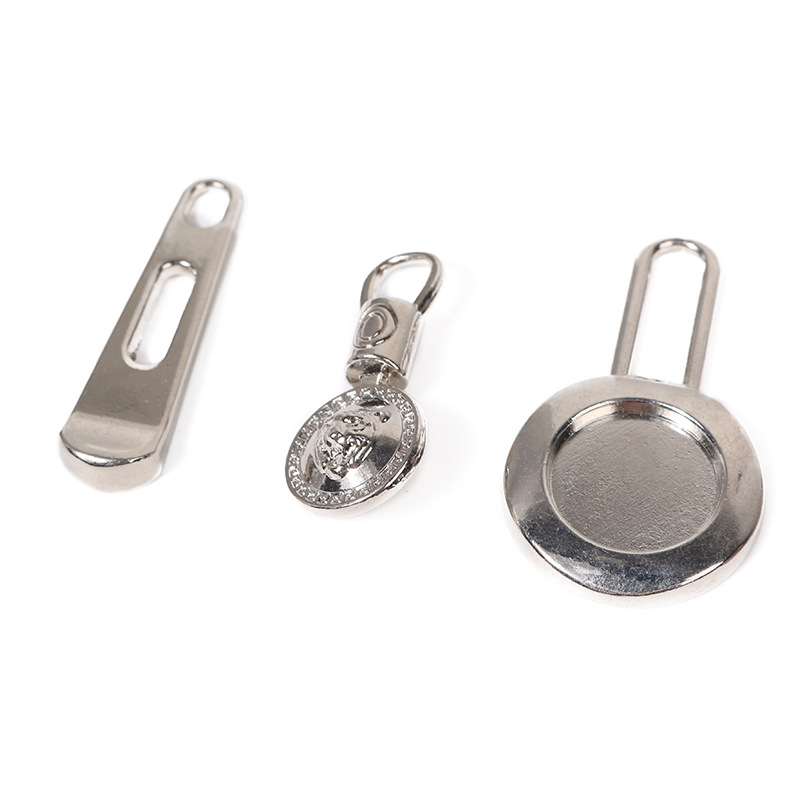 New Pattern Pull Piece No. 3 No. 5 Clothing Luggage Metal Pull Piece Locomotive Hook Head Zipper Head Accessories Wholesale Application Scenario