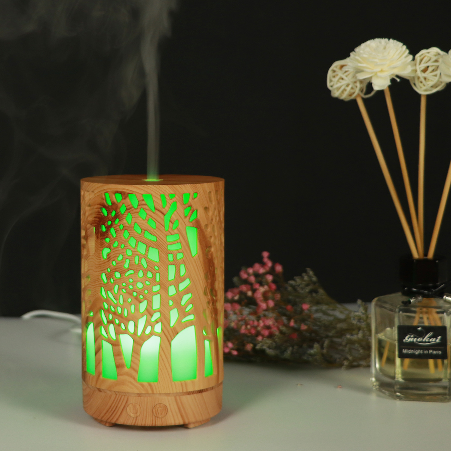 Amazon's best-selling forest aroma diffuser, humidifier, aroma lamp, desktop creative seven-color light, can add essential oil details Picture