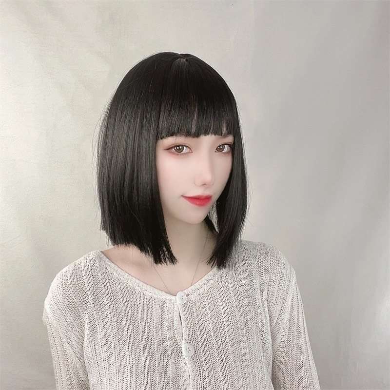 A wig for women with straight ends, cool short straight hair, bobo hairstyle, and a synthetic fiber head cover. Live-streaming supply of the same hairstyle as female Internet celebrities