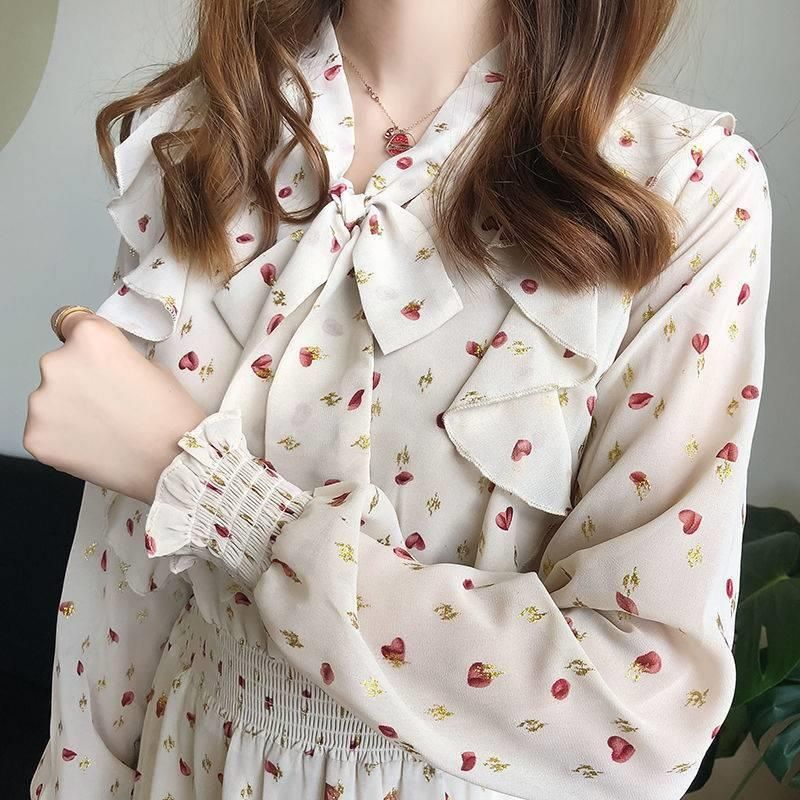 Chiffon floral print dress, slimming summer new women's long-sleeved base dress, French bow slimming long dress Application Scenario