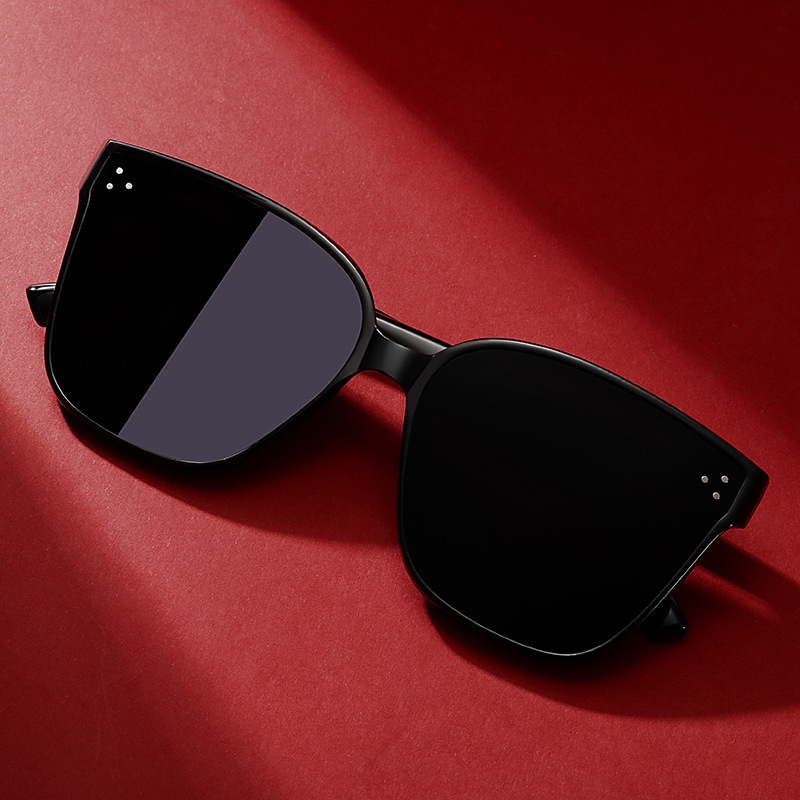 GM sunglasses Women's new Instagram sunglasses 2022 Trendy driving big Face slimming Street Style Korean version men's UV protection details Picture