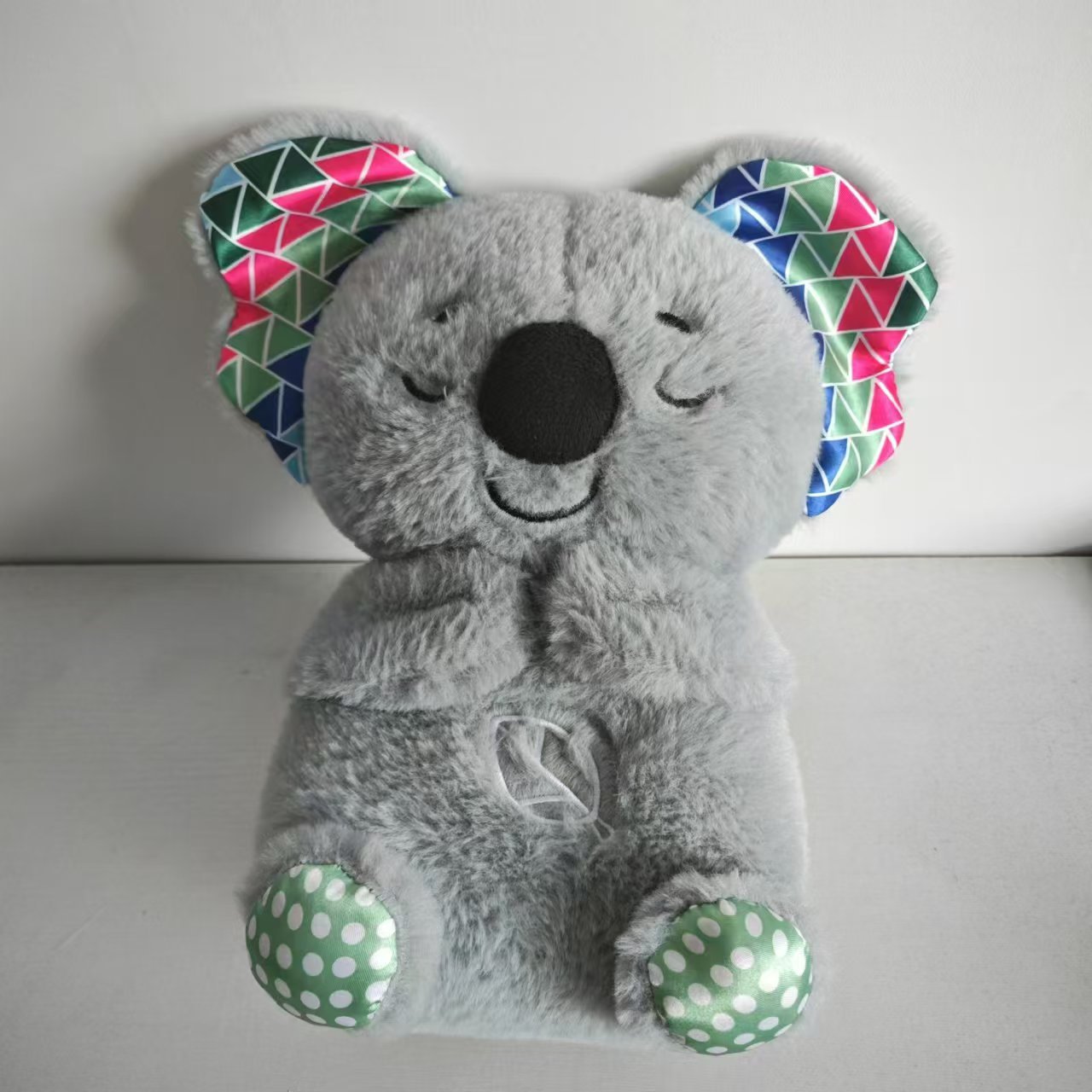 Breathing koala soothing newborn baby sound and Light soothing Doll Lulling to Sleep Magic tool Early Education Story Machine Music toy details Picture